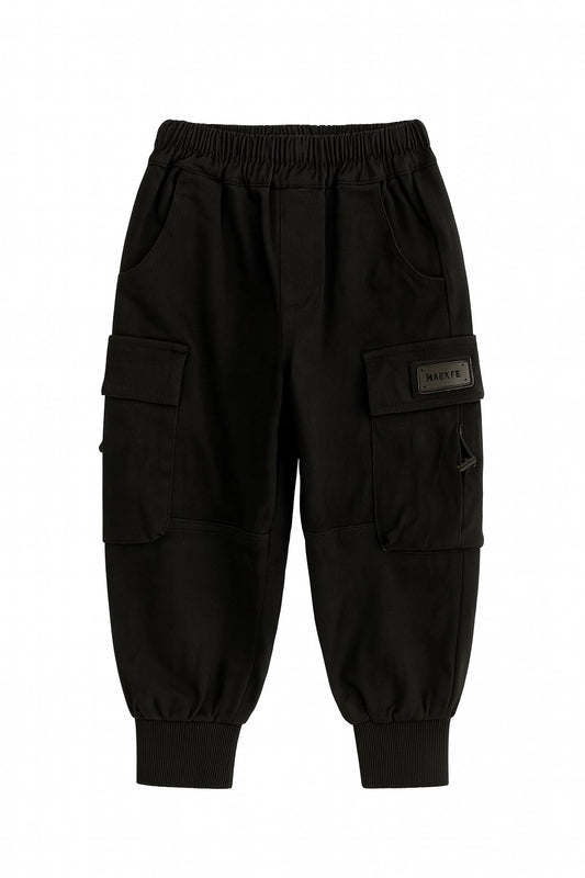 Black Cargo-Fleece Jogger Pant