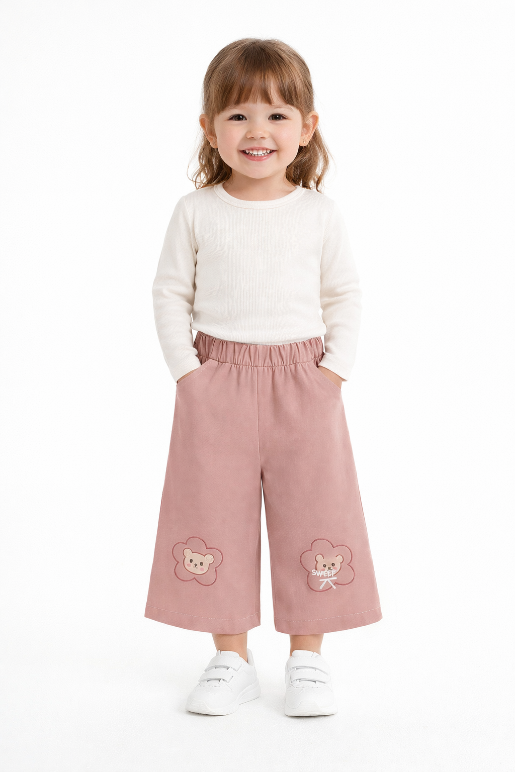 Cute Bear Patch Pant